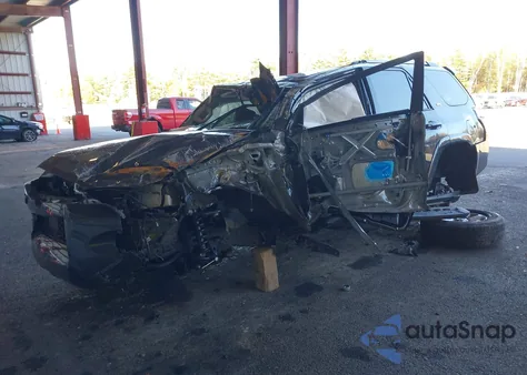 2024 Toyota 4Runner Sr5 Premium из США, поврежденный, VIN JTENU5JR9R6301926